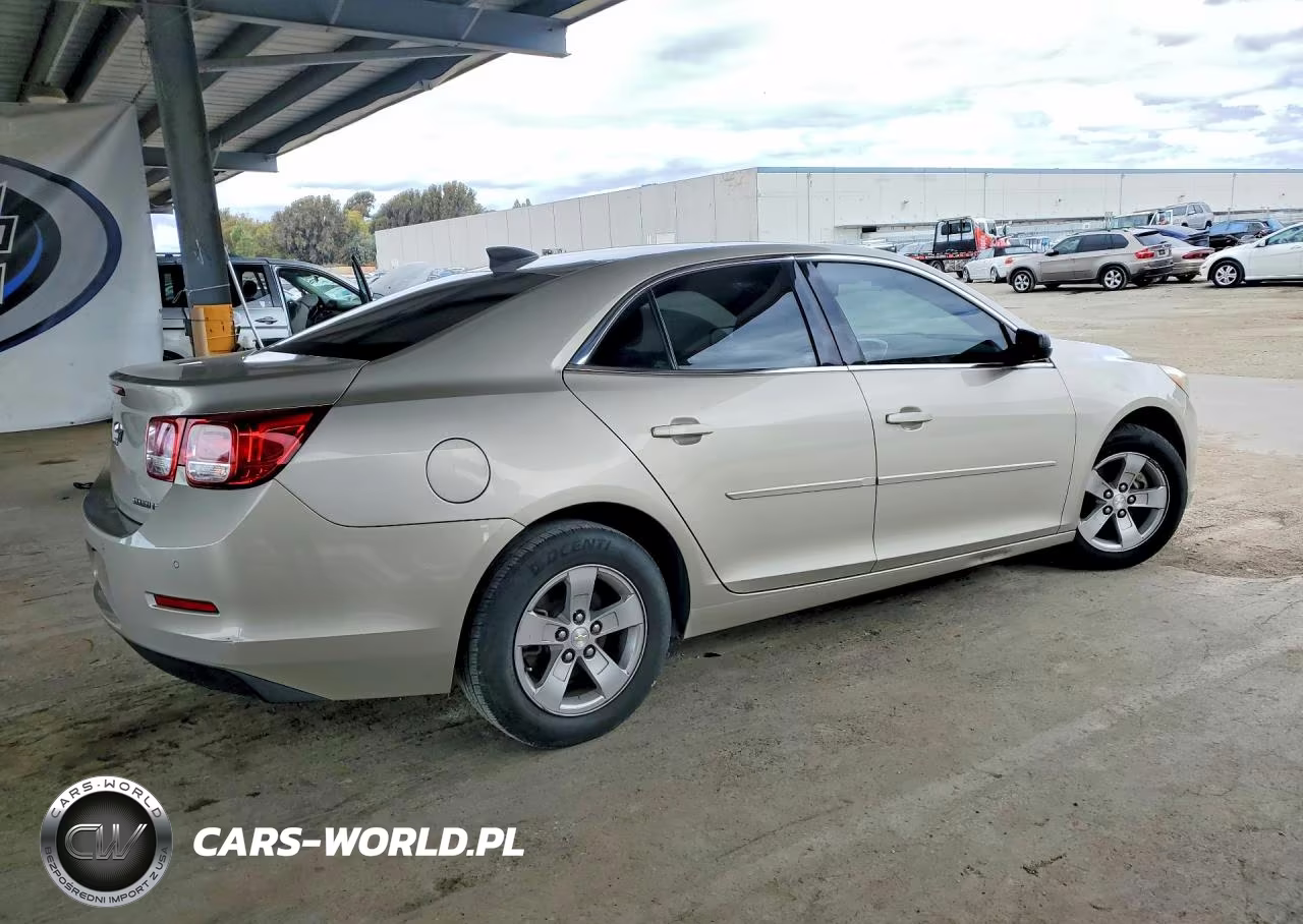2015 Chevrolet Malibu Ls VIN:1G11B5SL9FF200196 - 3