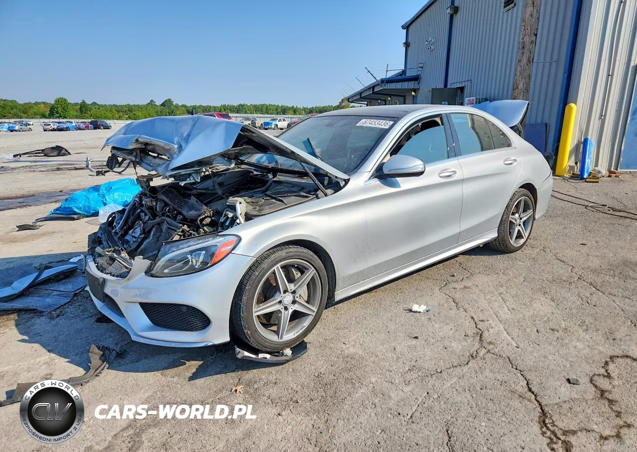 2015 Mercedes-Benz C 300 4Matic – zdjęcie 1 z 12