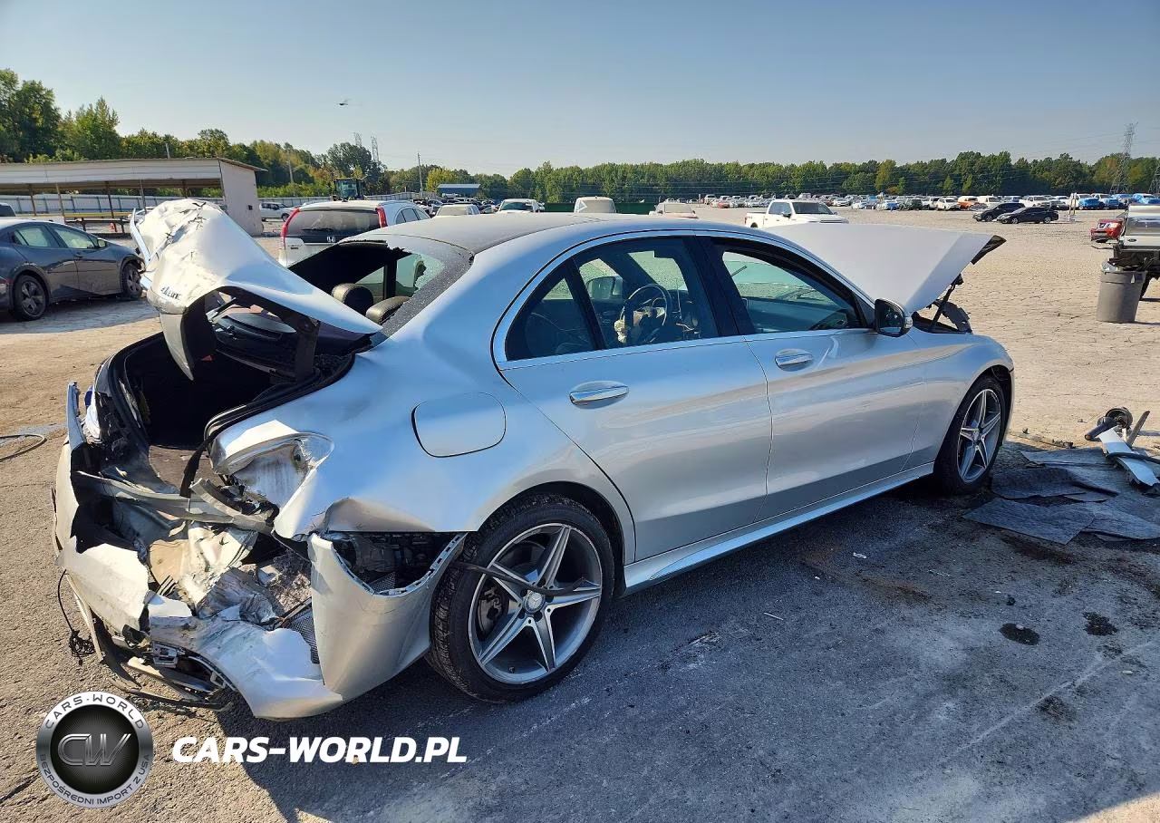 2015 Mercedes-Benz C 300 4Matic VIN:55SWF4KB4FU022204 - 3