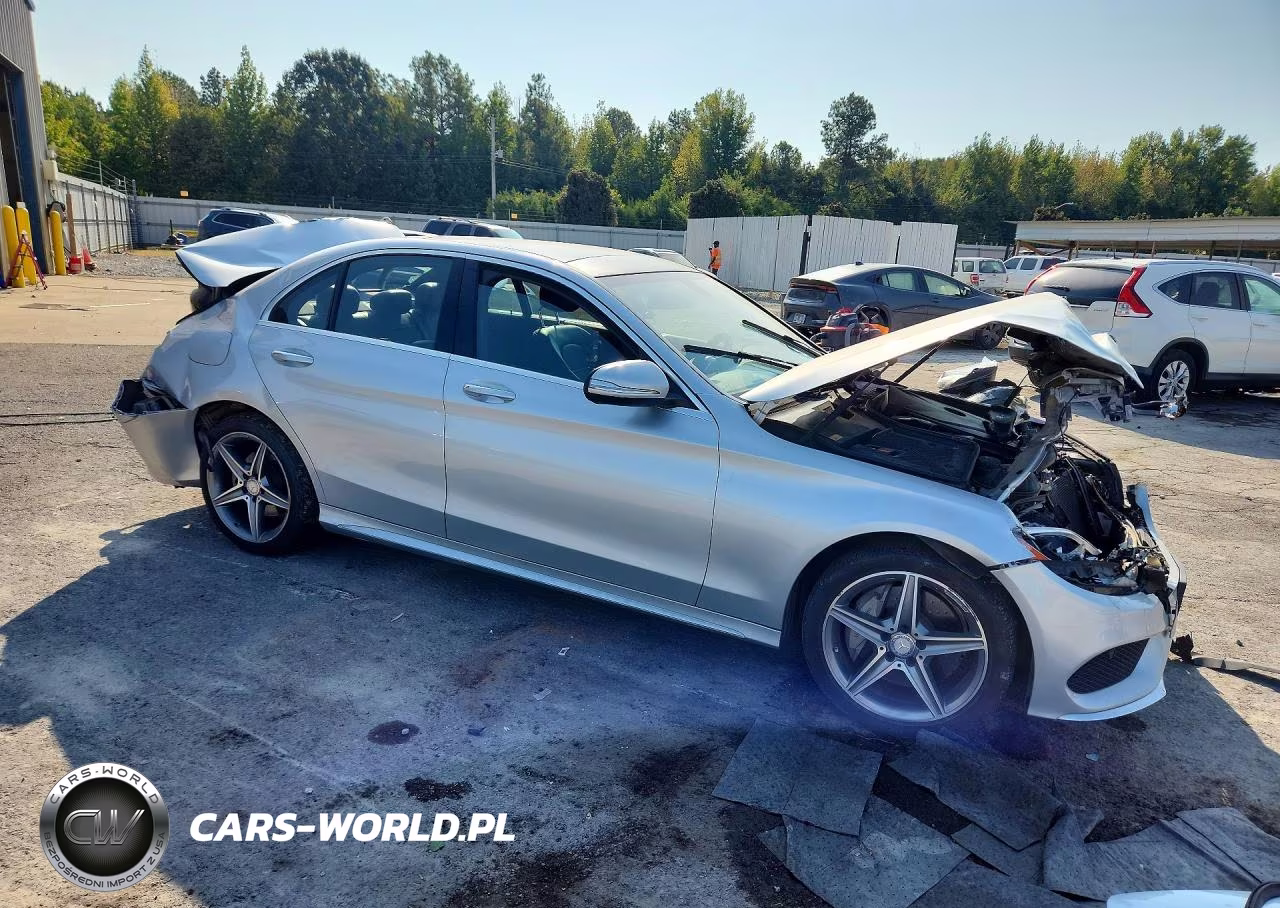 2015 Mercedes-Benz C 300 4Matic VIN:55SWF4KB4FU022204 - 4