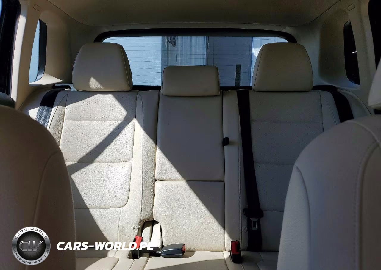 2017 Volkswagen Tiguan S VIN:WVGBV7AXXHK000324 - 10