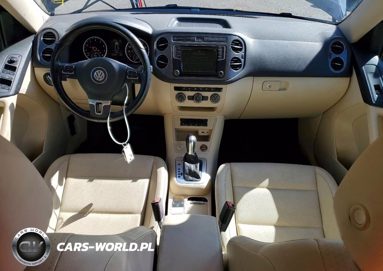 2017 Volkswagen Tiguan S VIN:WVGBV7AXXHK000324 - 8