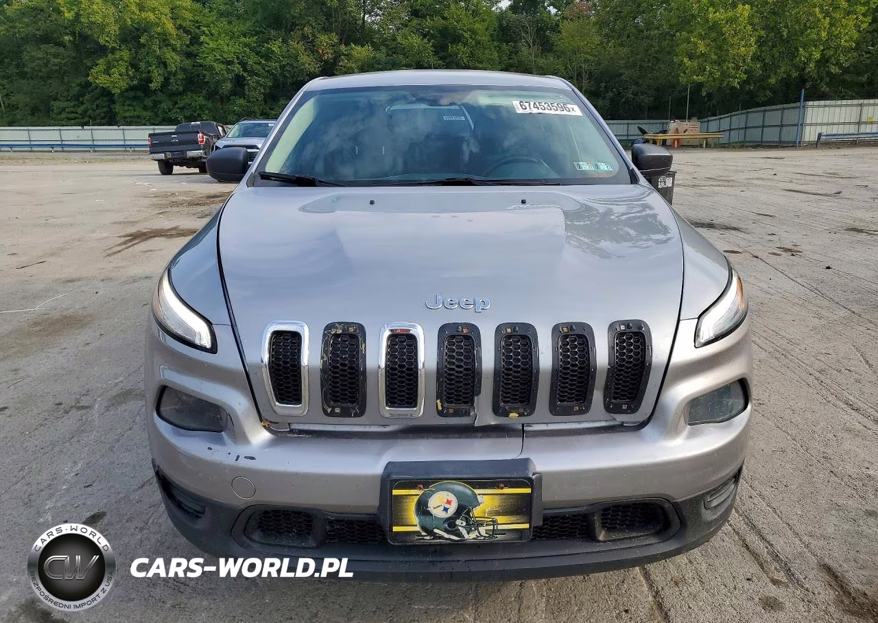 2014 Jeep Cherokee Sport VIN:1C4PJMAB0EW210931 - 5