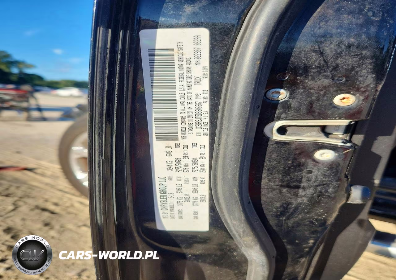 2013 Ram 1500 Laramie VIN:1C6RR6JT5DS600667 - 12