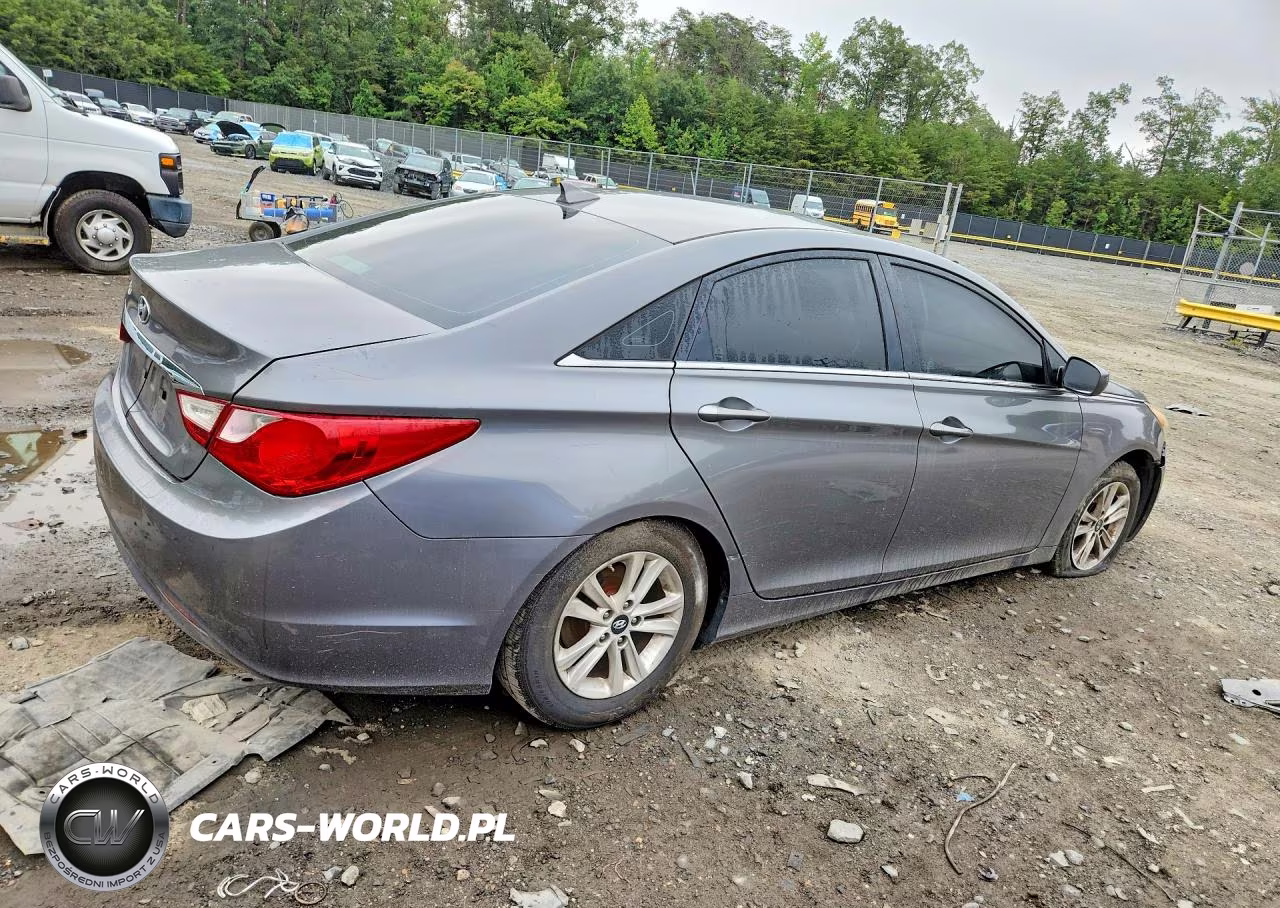 2013 Hyundai Sonata Gls VIN:5NPEB4AC1DH782737 - 3