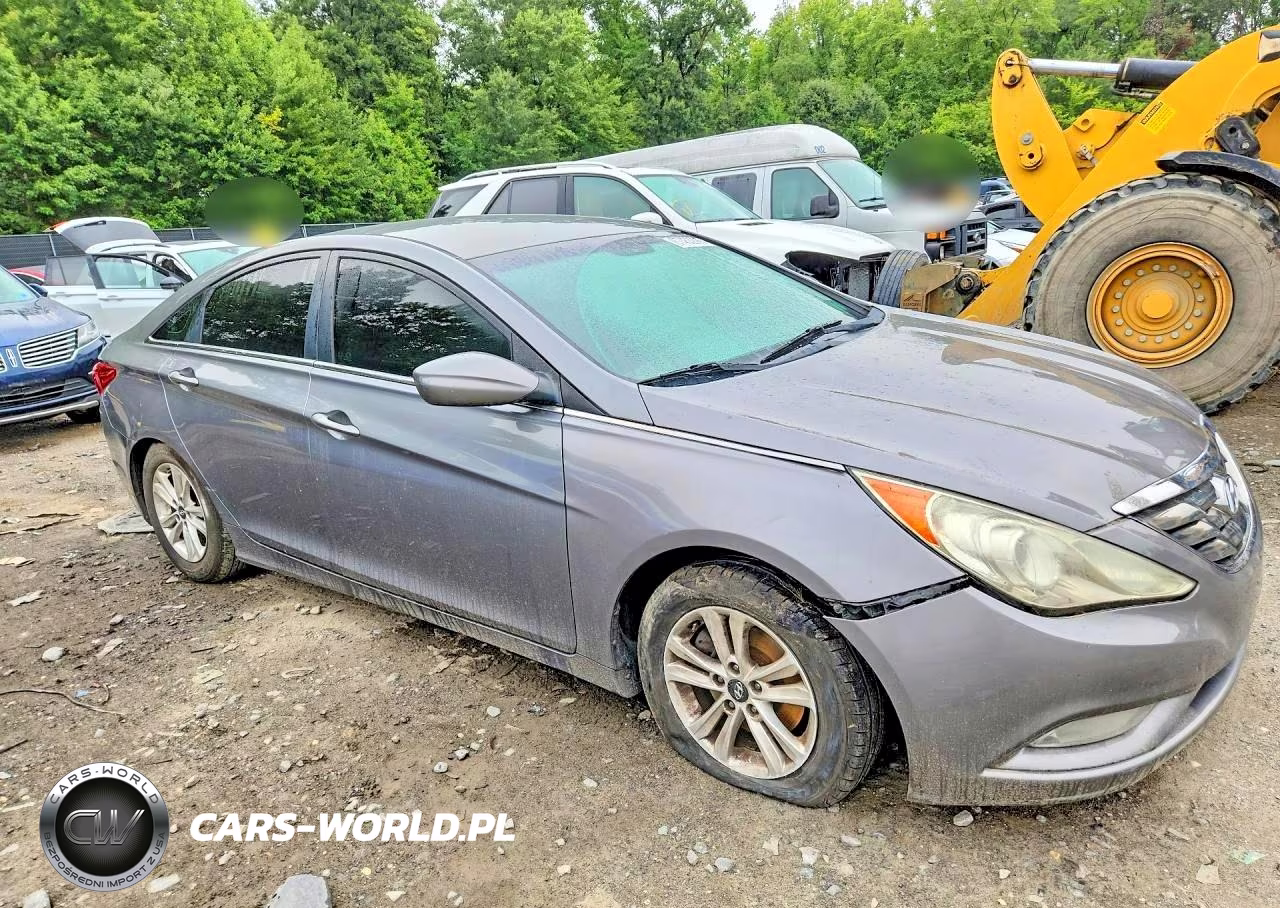 2013 Hyundai Sonata Gls VIN:5NPEB4AC1DH782737 - 4