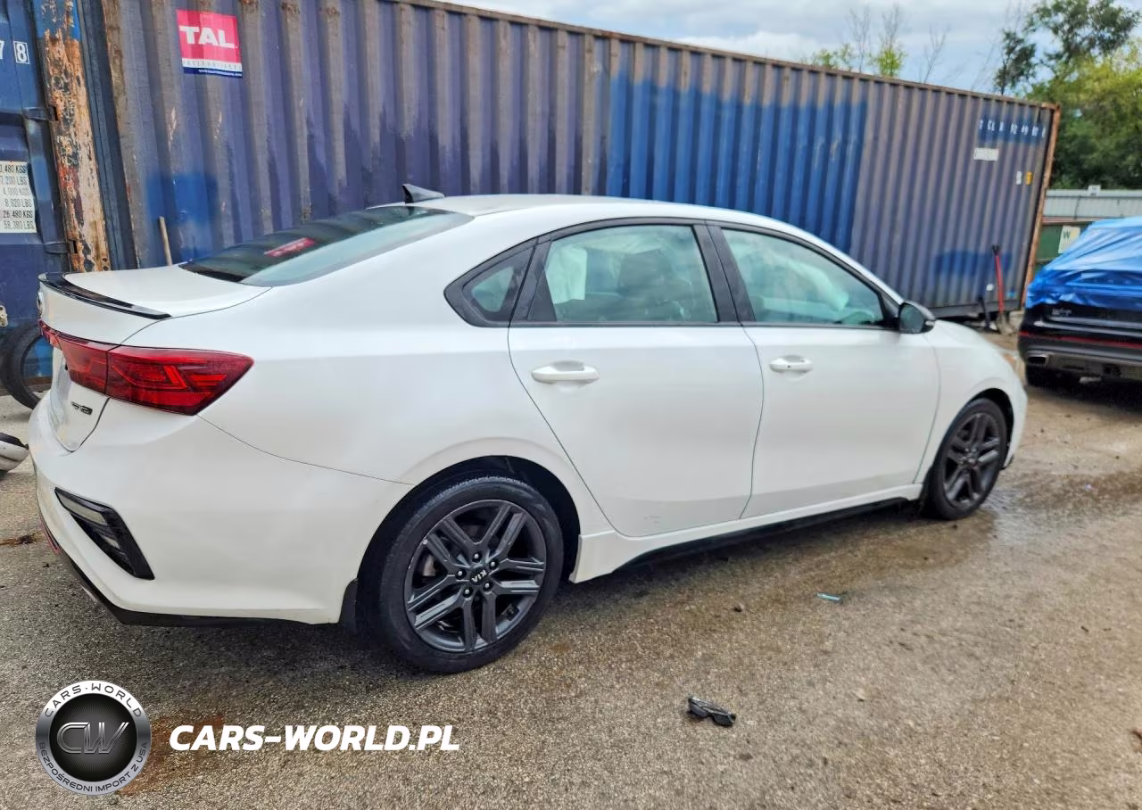 2021 Kia Forte Gt Line VIN:3KPF34AD3ME383505 - 3