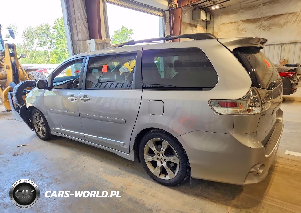 2013 Toyota Sienna Sport VIN:5TDXK3DC1DS290072 - 2