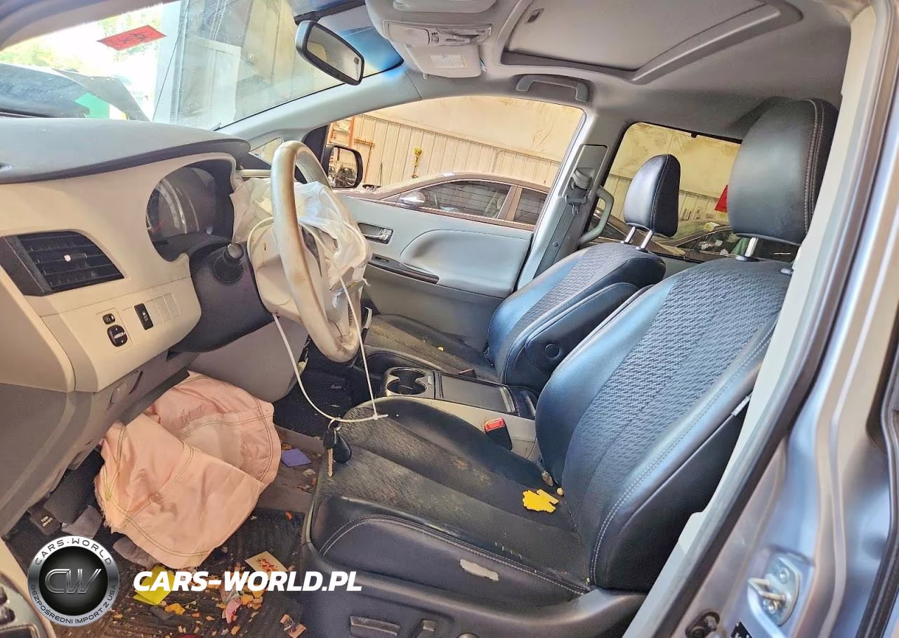 2013 Toyota Sienna Sport VIN:5TDXK3DC1DS290072 - 7