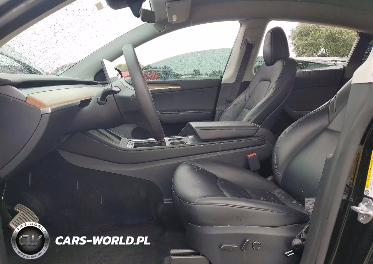2023 Tesla Model Y VIN:7SAYGDEF5PF879254 - 7