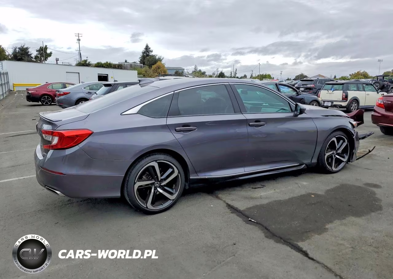 2018 Honda Accord Sport VIN:1HGCV1F35JA262972 - 3