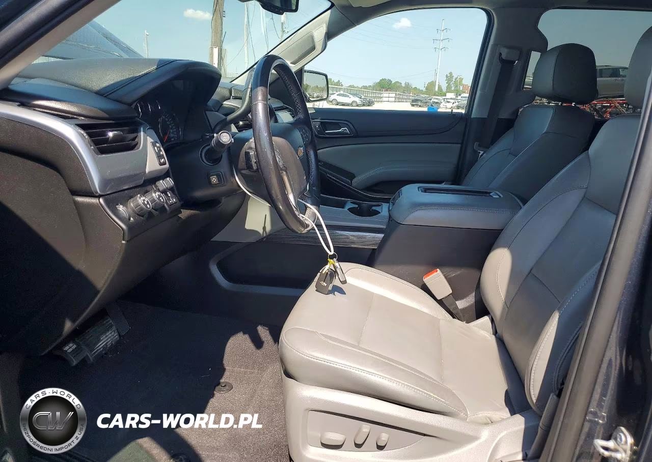 2019 Chevrolet Suburban K1500 Lt VIN:1GNSKHKC0KR218146 - 7
