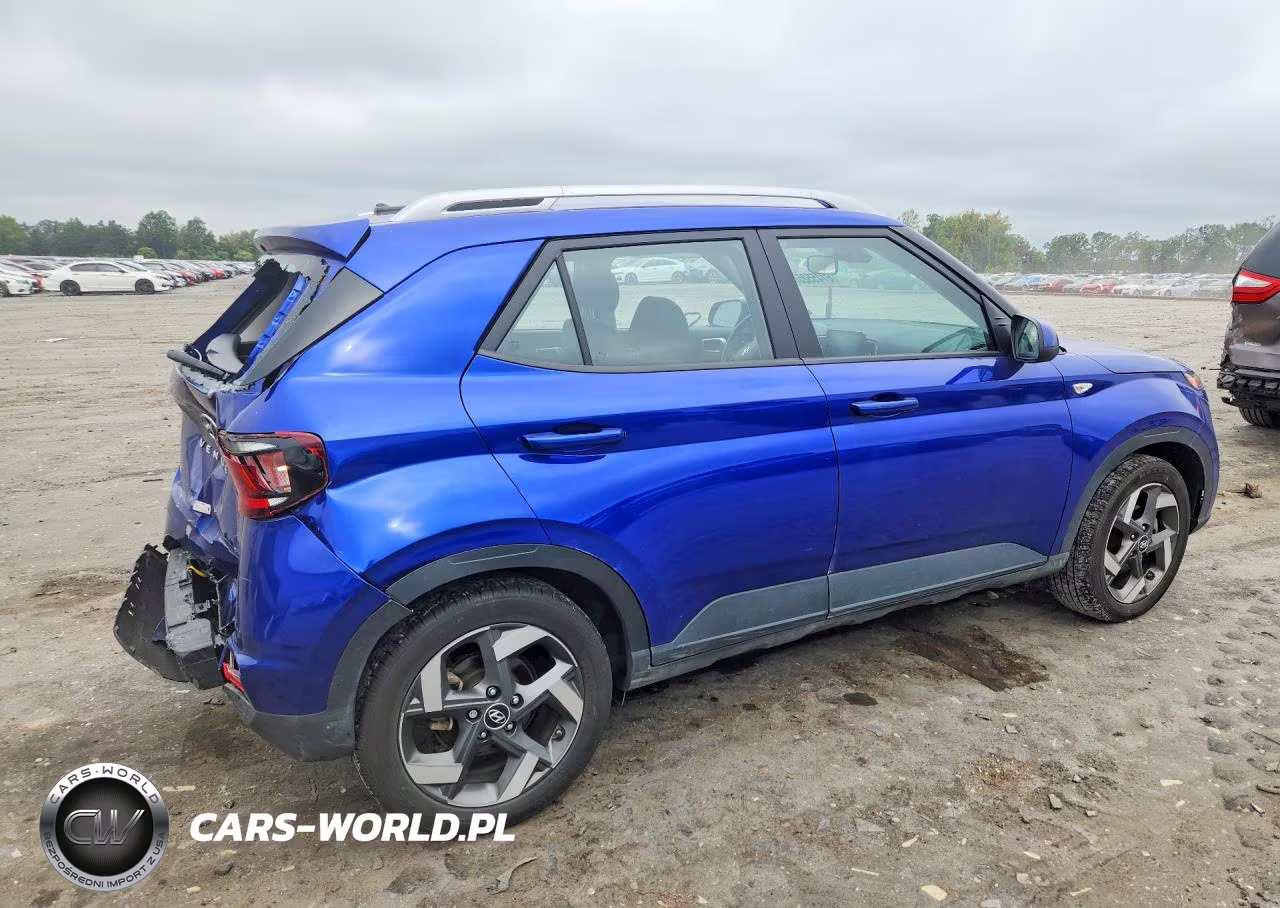 2025 Hyundai Venue Sel VIN:KMHRC8A37SU347628 - 3