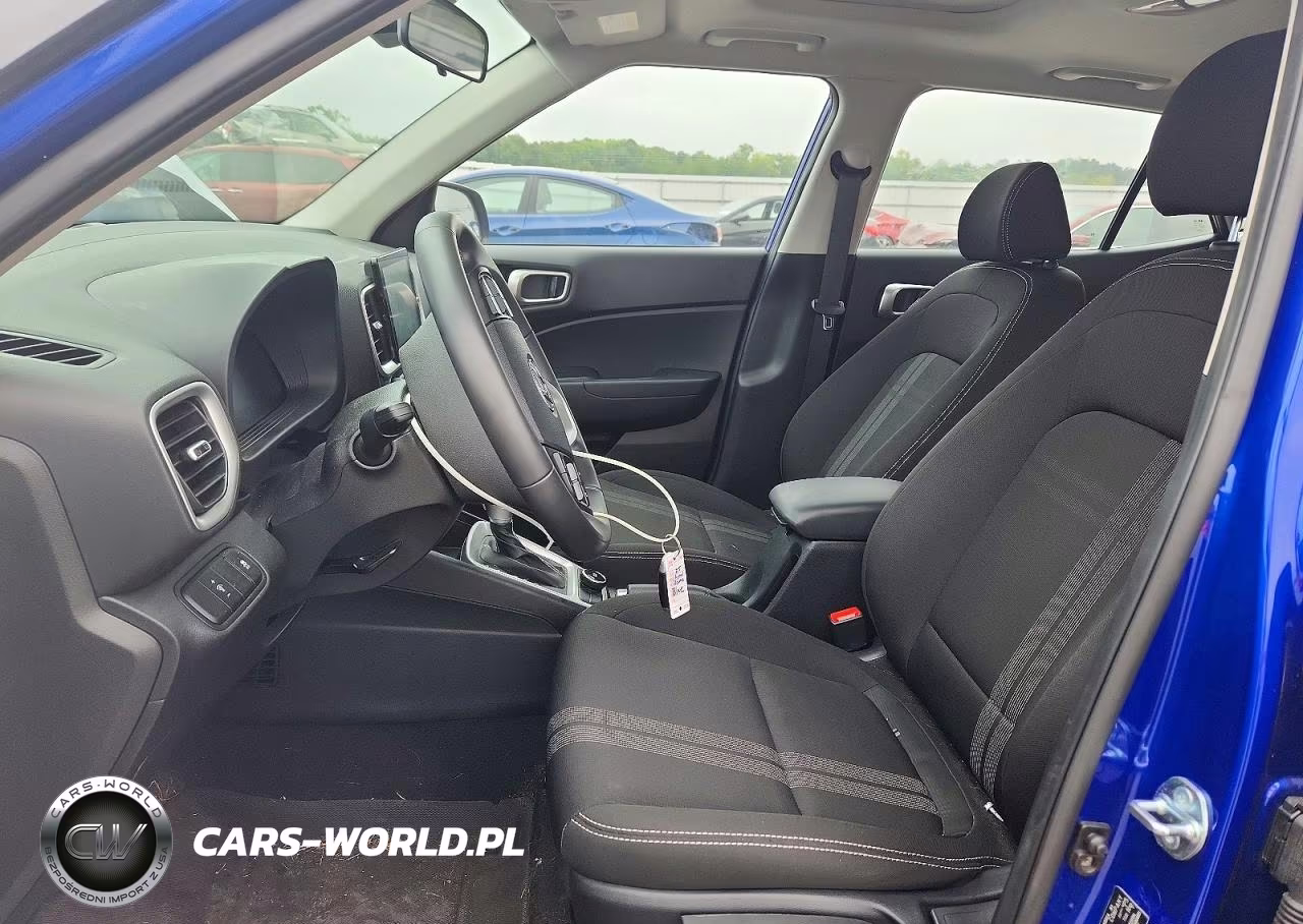 2025 Hyundai Venue Sel VIN:KMHRC8A37SU347628 - 7