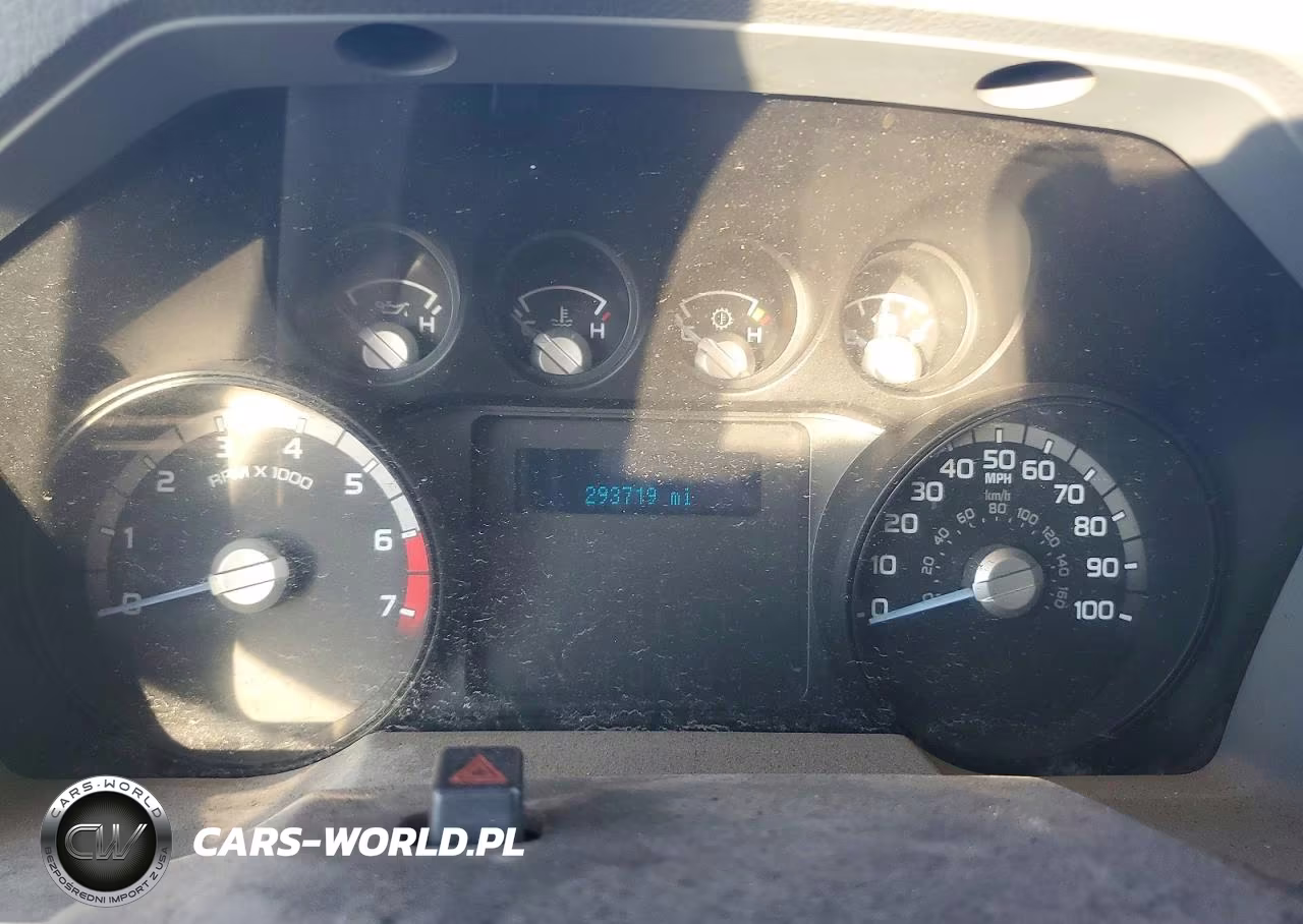 2011 Ford F250 Super Duty VIN:1FT7W2A66BEC22141 - 9