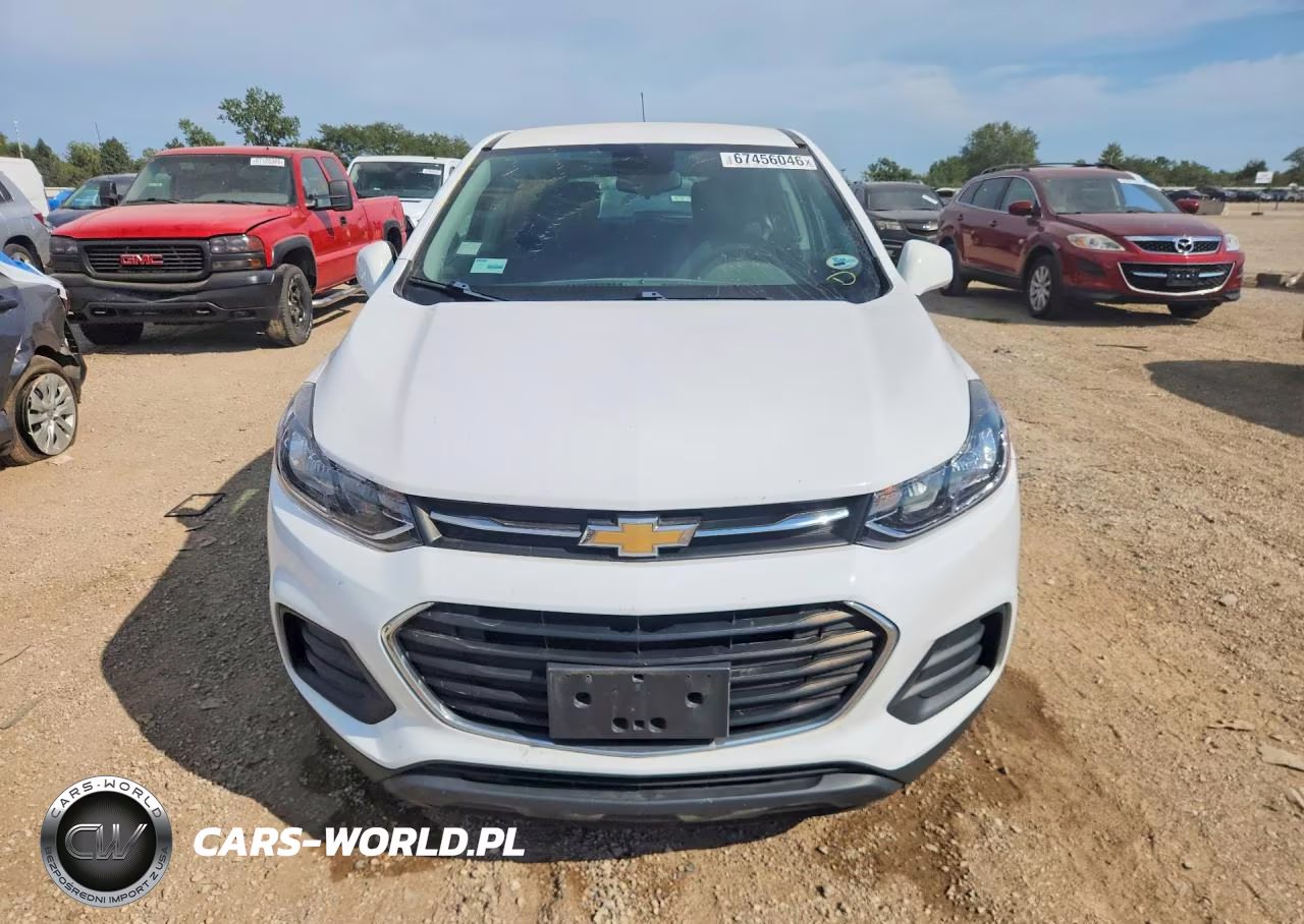2019 Chevrolet Trax Ls VIN:3GNCJKSB2KL354068 - 5