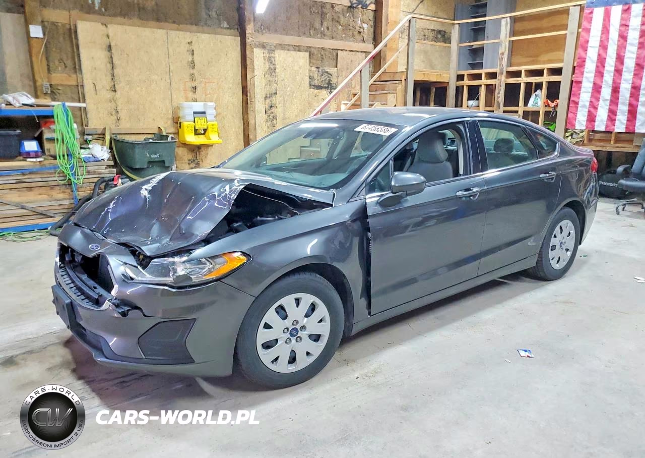 2019 Ford Fusion S VIN:3FA6P0G72KR122201 - 1