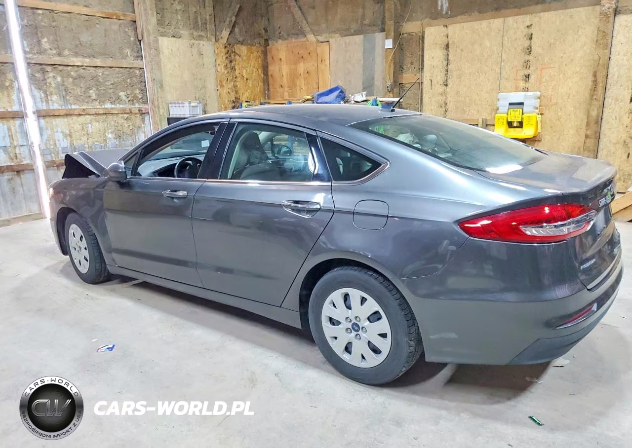 2019 Ford Fusion S VIN:3FA6P0G72KR122201 - 2