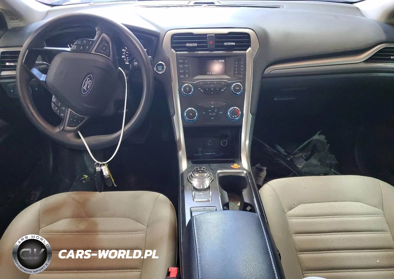 2019 Ford Fusion S VIN:3FA6P0G72KR122201 - 8