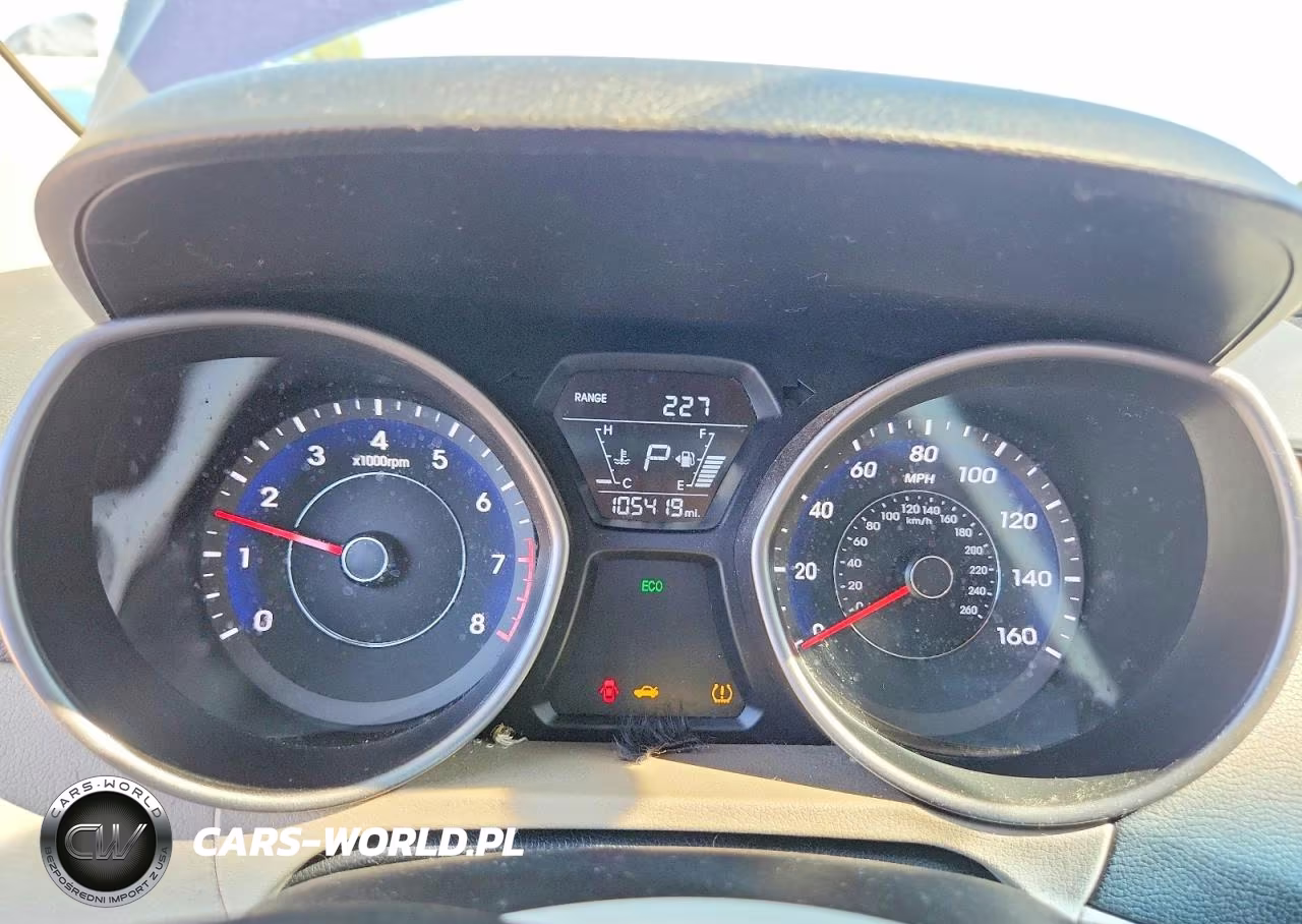 2014 Hyundai Elantra Se VIN:5NPDH4AE3EH526483 - 9