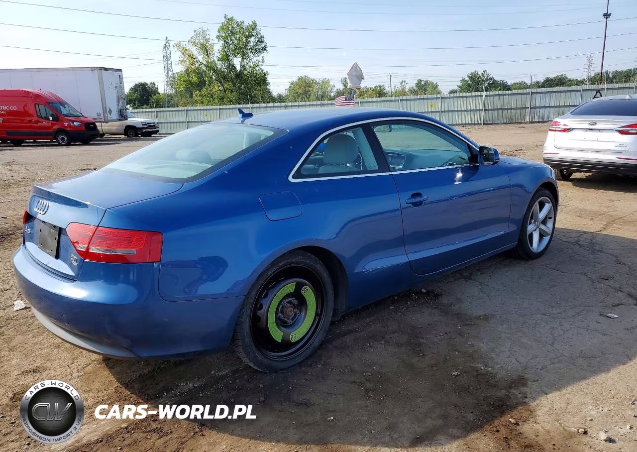 2010 Audi A5 Premium Plus VIN:WAULFAFR0AA064359 - 3