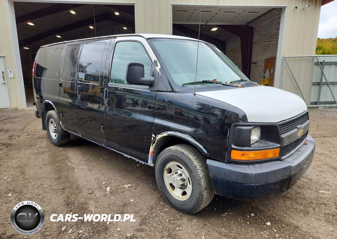 2014 Chevrolet Express 3500 Cargo Delivery Van VIN:1GCZGTCA4E1139753 - 4