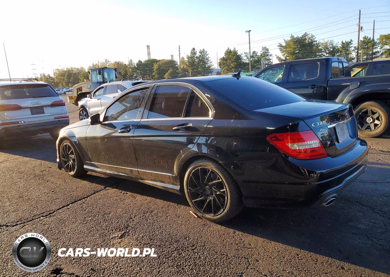 2012 Mercedes-Benz C 300 4Matic VIN:WDDGF8BB9CR202027 - 2