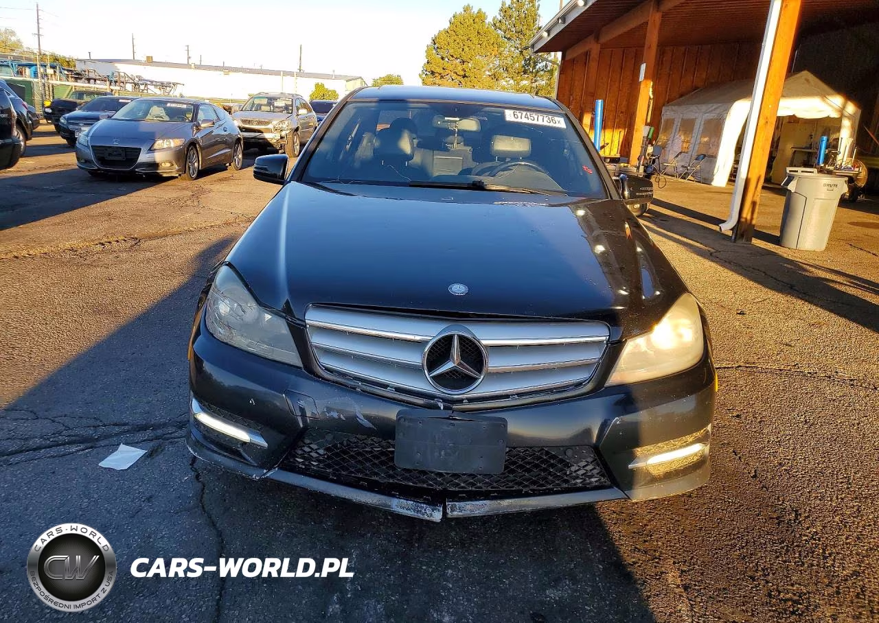 2012 Mercedes-Benz C 300 4Matic VIN:WDDGF8BB9CR202027 - 5