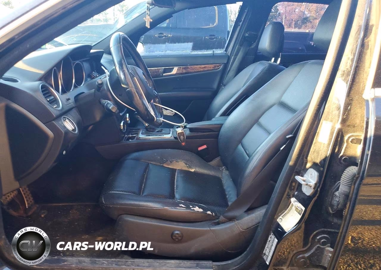 2012 Mercedes-Benz C 300 4Matic VIN:WDDGF8BB9CR202027 - 7
