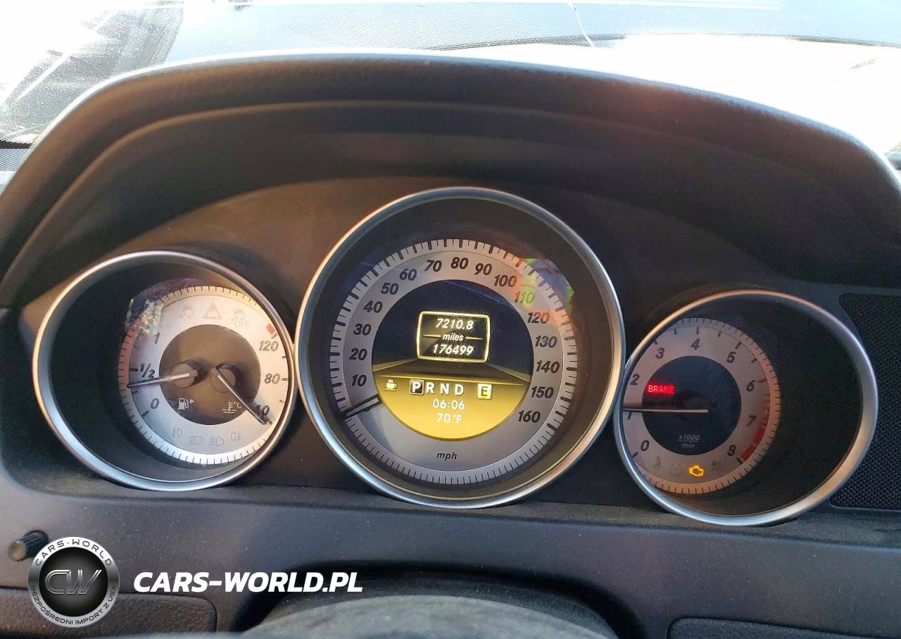 2012 Mercedes-Benz C 300 4Matic VIN:WDDGF8BB9CR202027 - 9