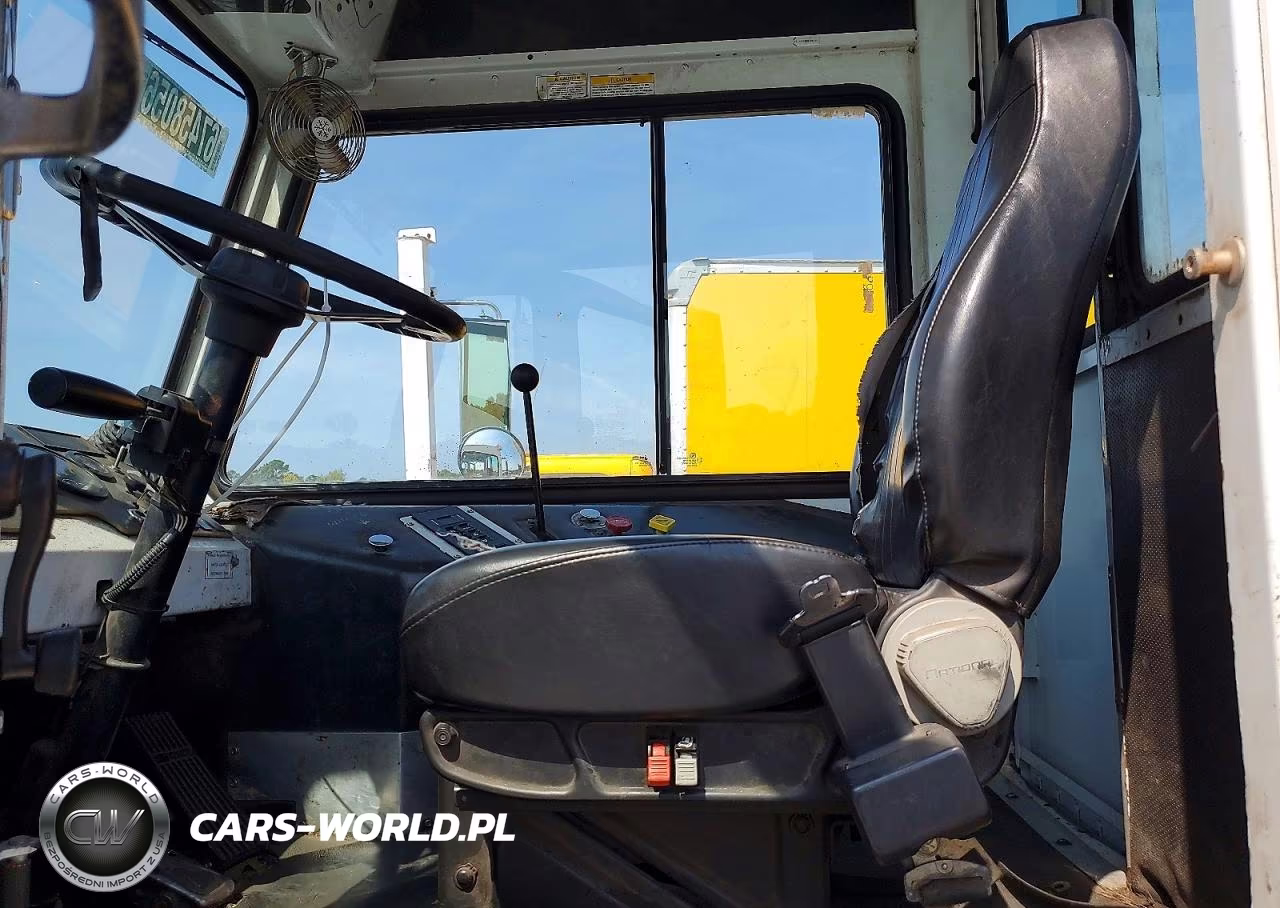 2014 Capacity Of Texas Tj5000 Yard Truck VIN:4LMBF2117EL025220 - 7