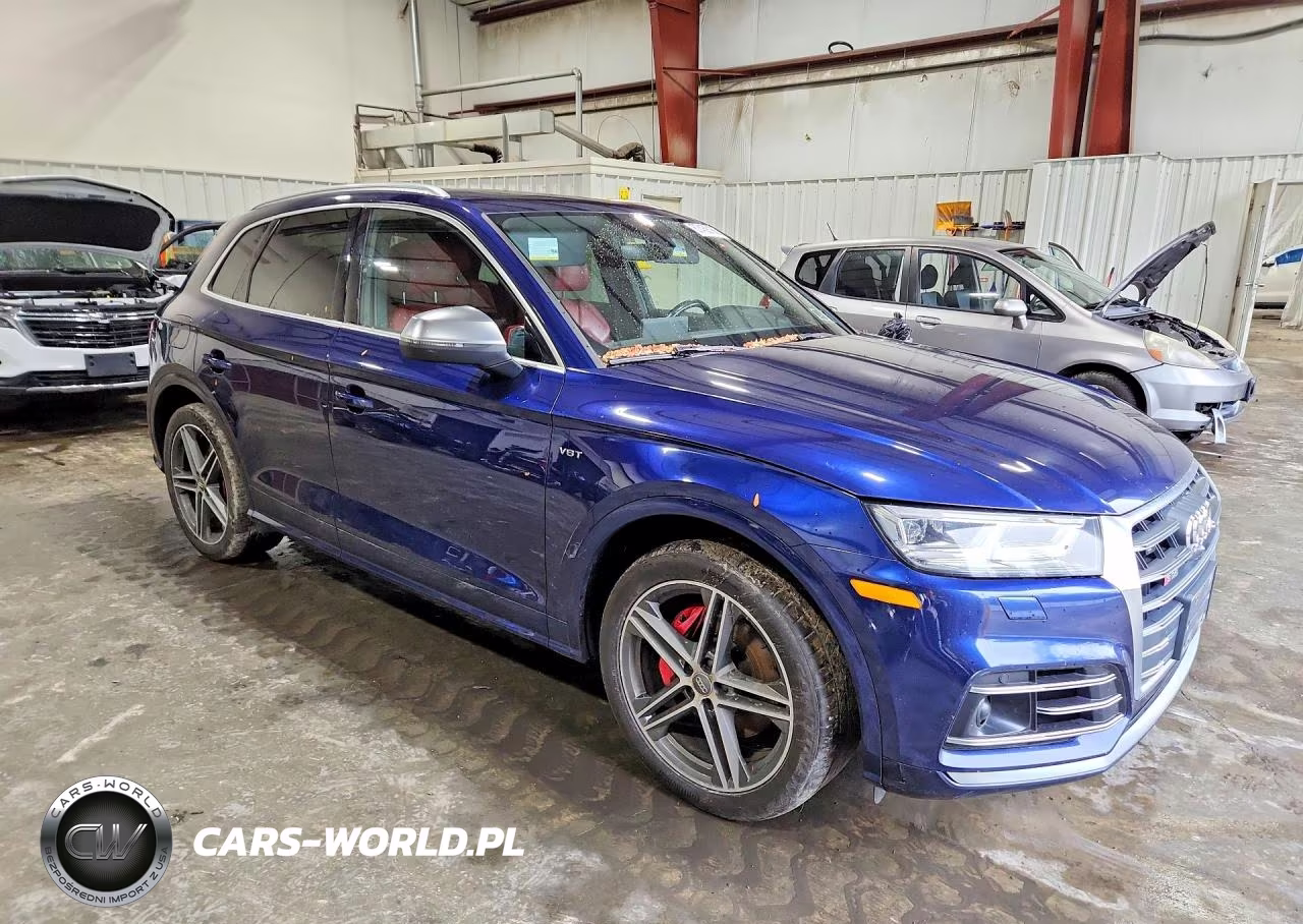 2018 Audi Sq5 Prestige VIN:WA1C4AFY5J2210260 - 4