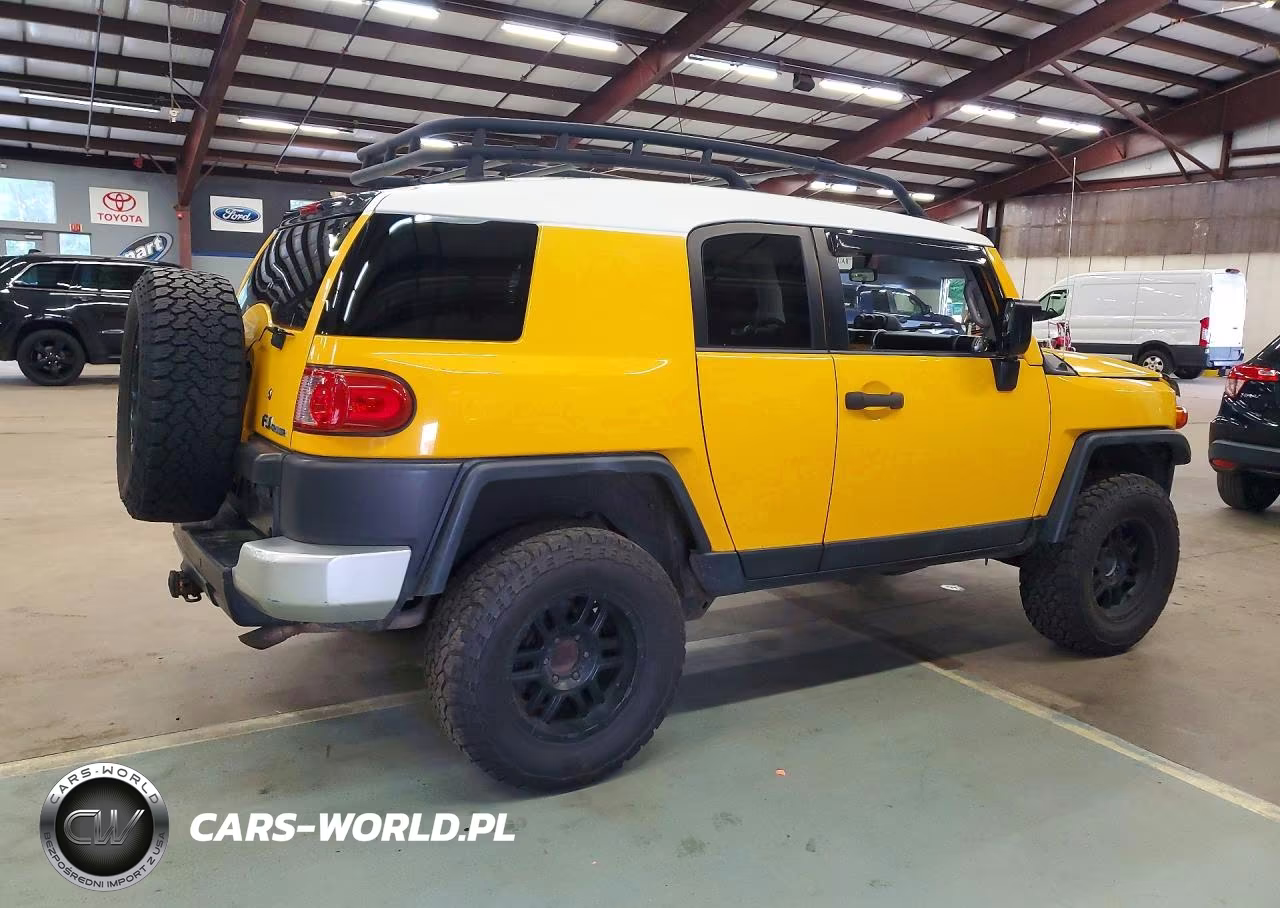 2008 Toyota Fj Cruiser Base VIN:JTEBU11F68K014177 - 3
