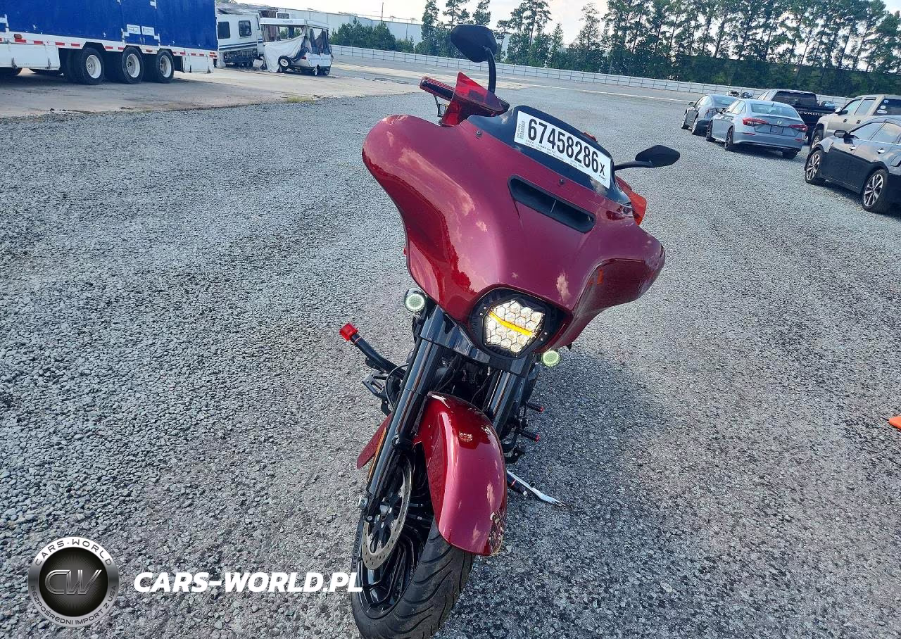 2018 Harley-Davidson Flhxs Street Glide Special VIN:1HD1KRC13JB600104 - 2