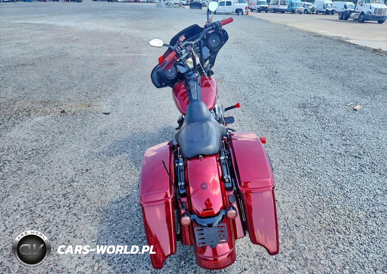 2018 Harley-Davidson Flhxs Street Glide Special VIN:1HD1KRC13JB600104 - 4