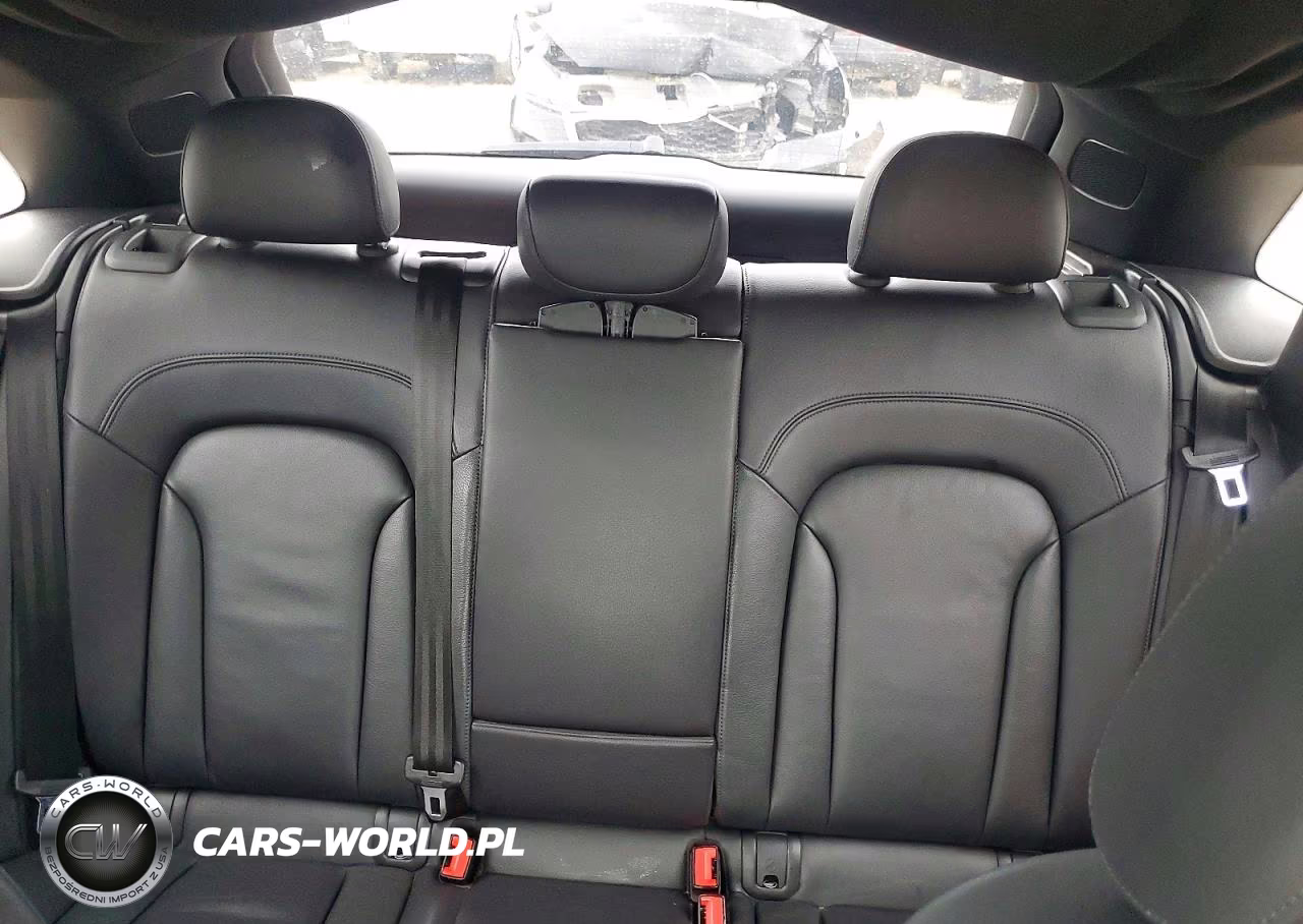2015 Audi Q3 Premium Plus VIN:WA1EFCFS0FR006412 - 10