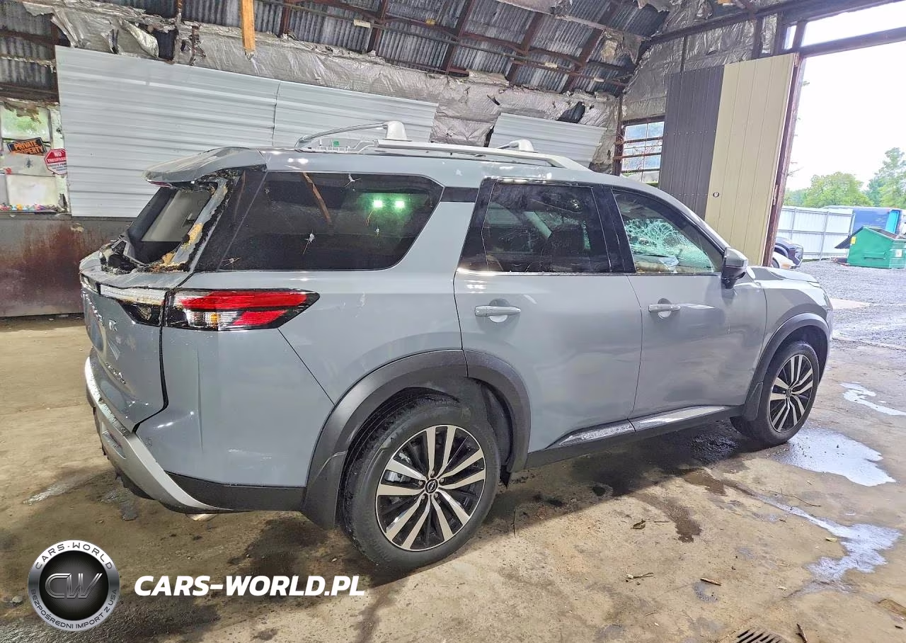 2024 Nissan Pathfinder Platinum VIN:5N1DR3DJ6RC311919 - 3