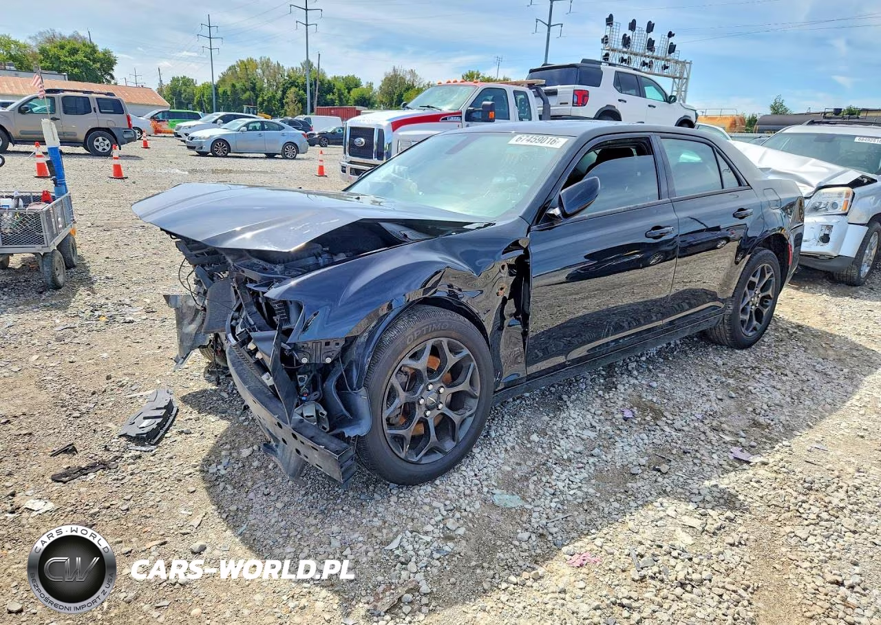 2021 Chrysler 300 Touring – zdjęcie 1 z 12