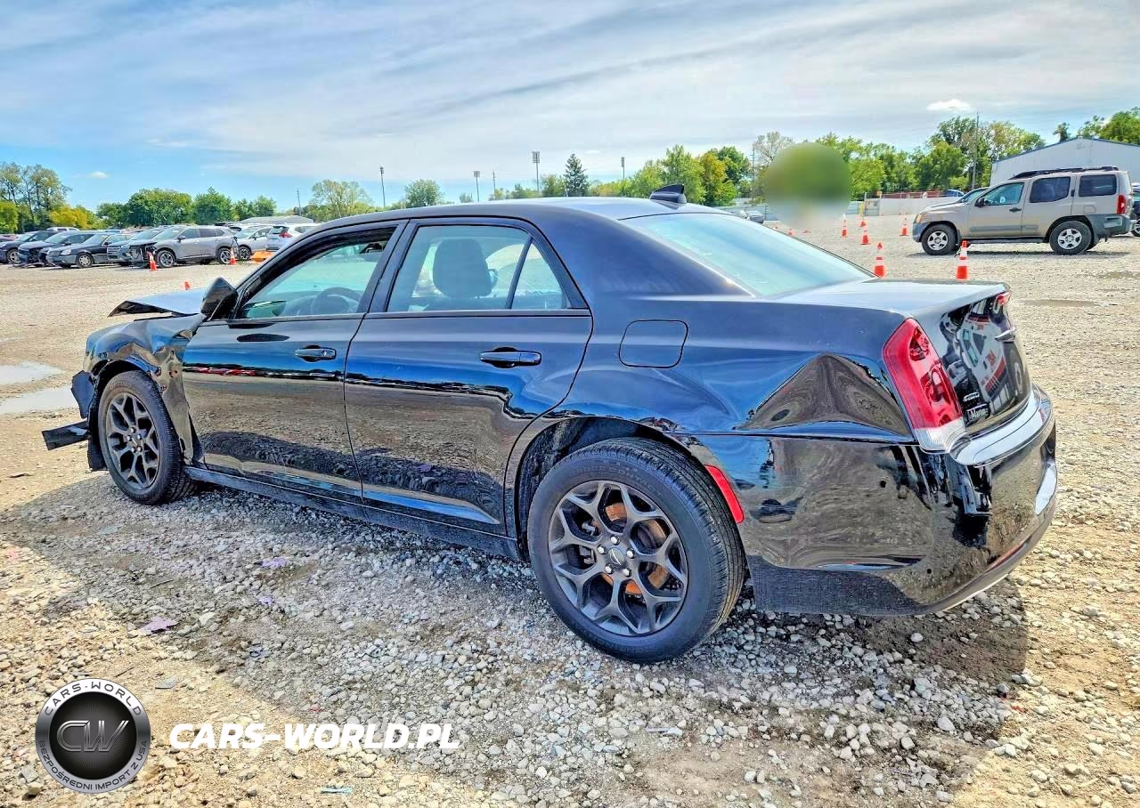 2021 Chrysler 300 Touring VIN:2C3CCARG5MH524230 - 2