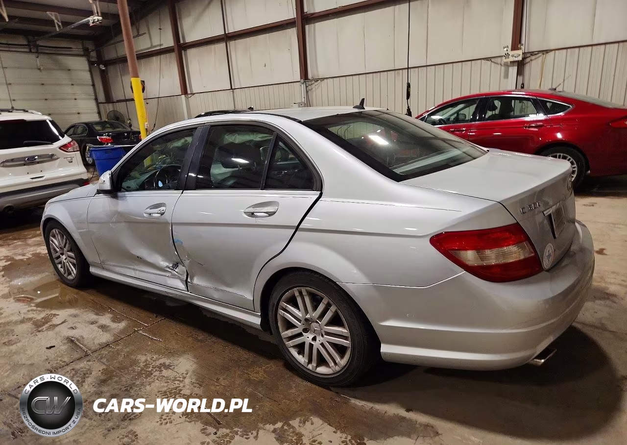2009 Mercedes-Benz C 300 VIN:WDDGF54XX9R079905 - 2