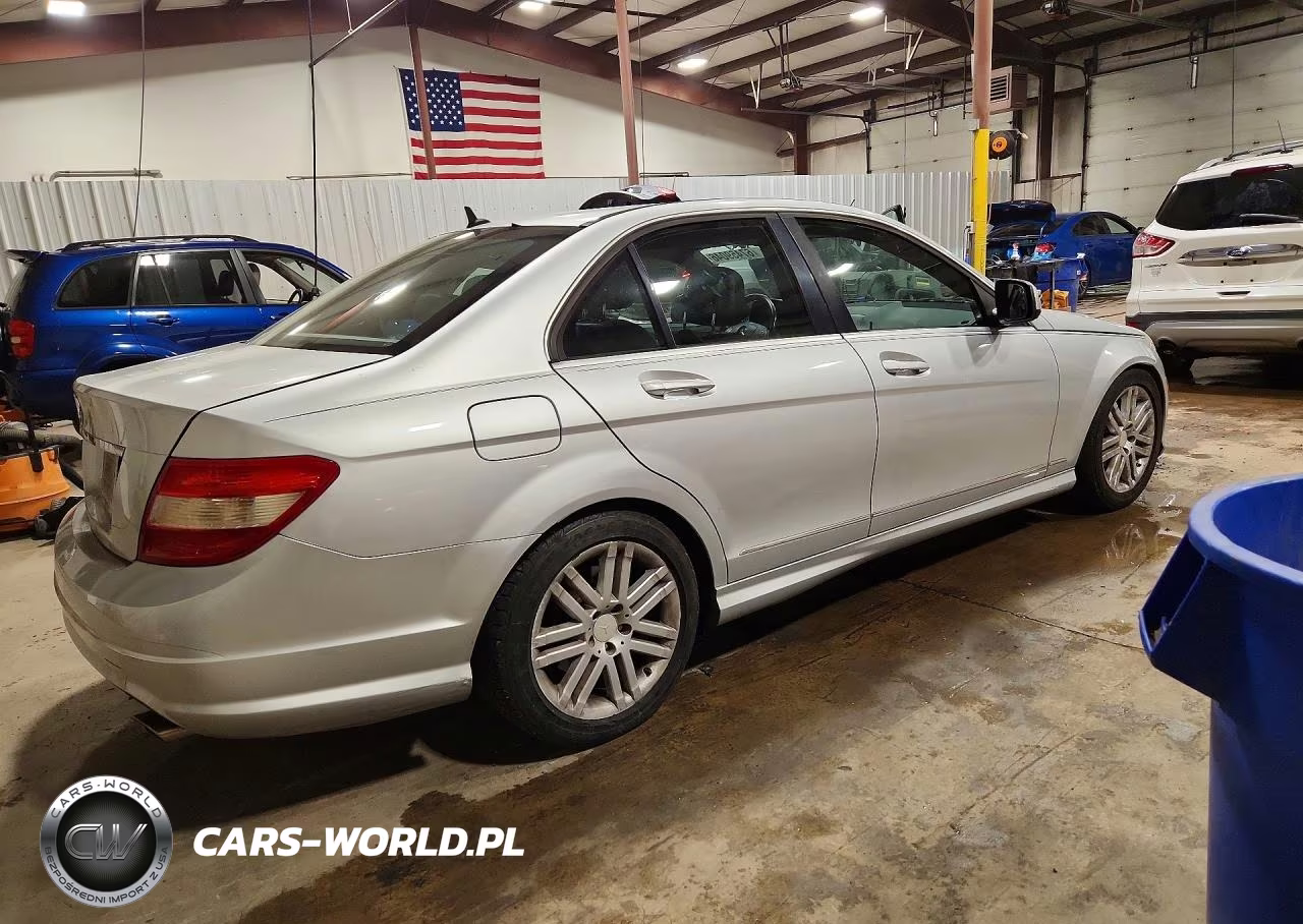 2009 Mercedes-Benz C 300 VIN:WDDGF54XX9R079905 - 3
