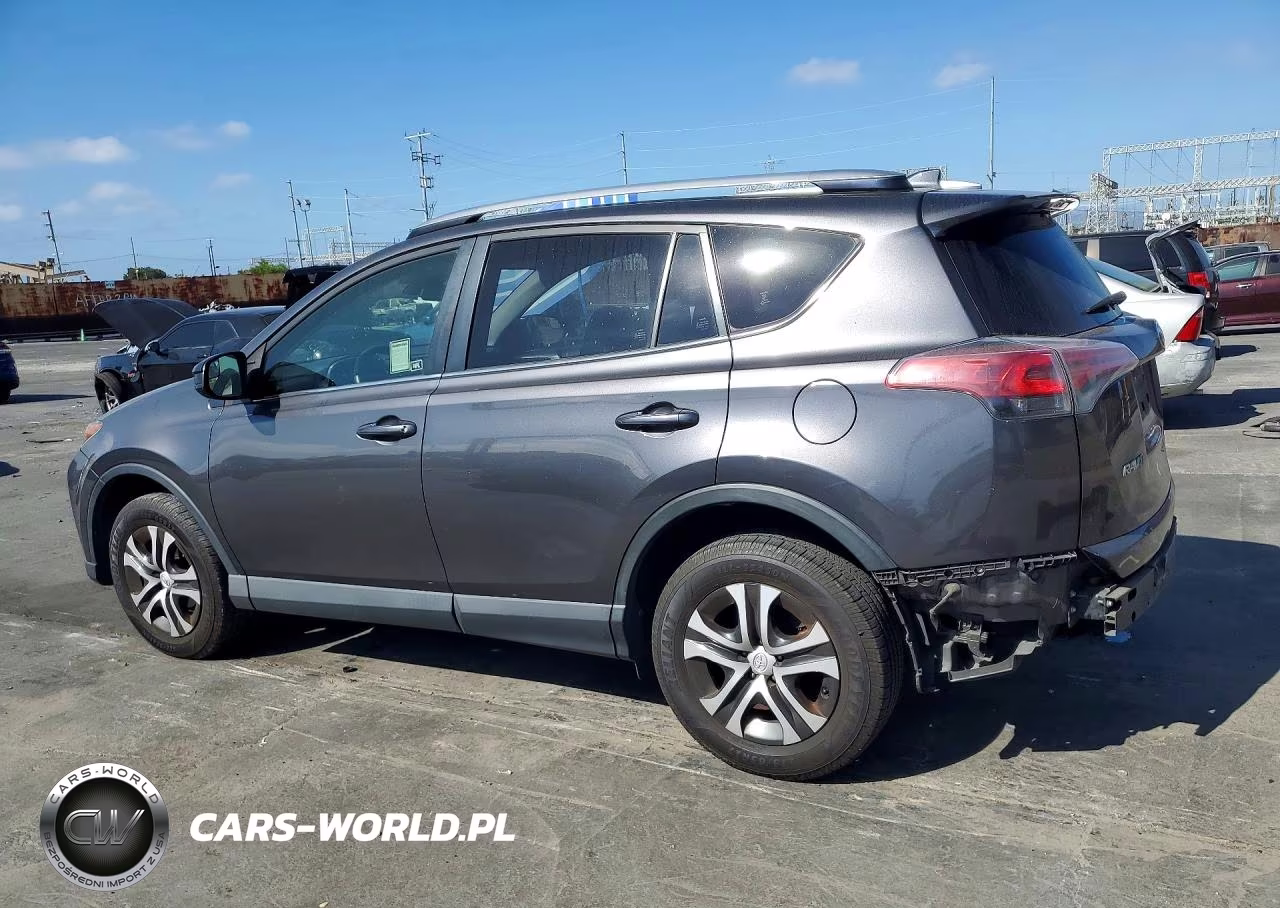 2017 Toyota Rav4 Le VIN:JTMZFREV1HJ100743 - 2