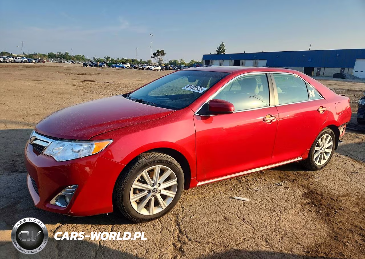 2012 Toyota Camry Xle – zdjęcie 1 z 12