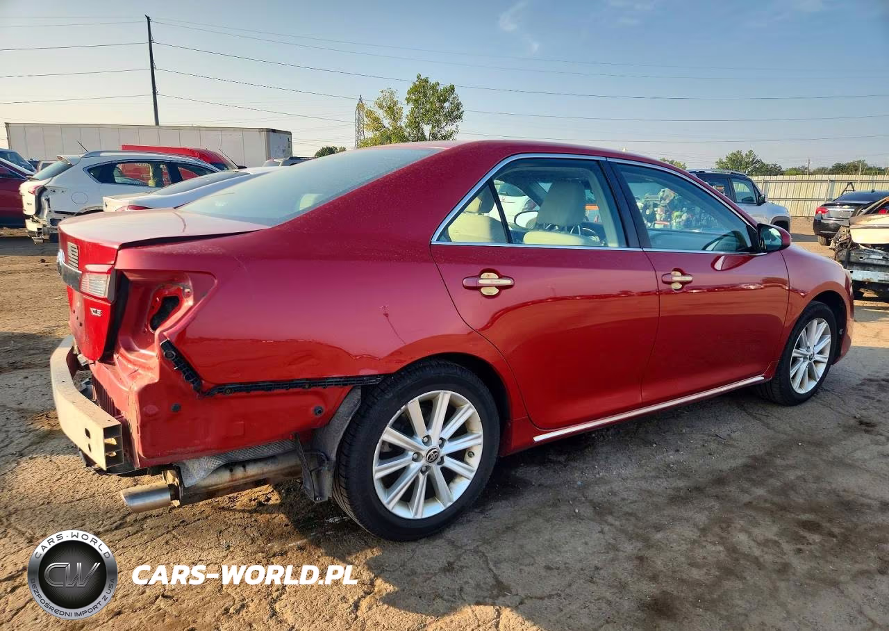 2012 Toyota Camry Xle VIN:4T4BF1FKXCR262354 - 3
