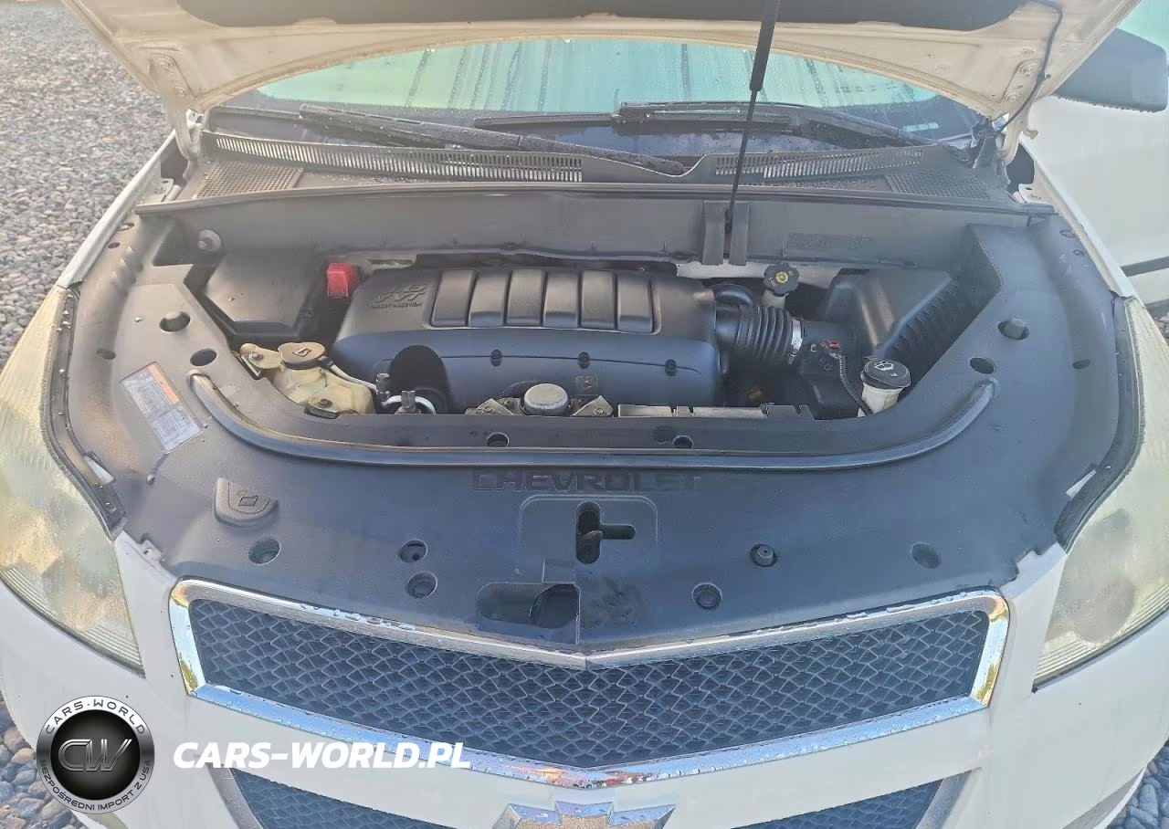 2012 Chevrolet Traverse Ls VIN:1GNKREED0CJ176088 - 12