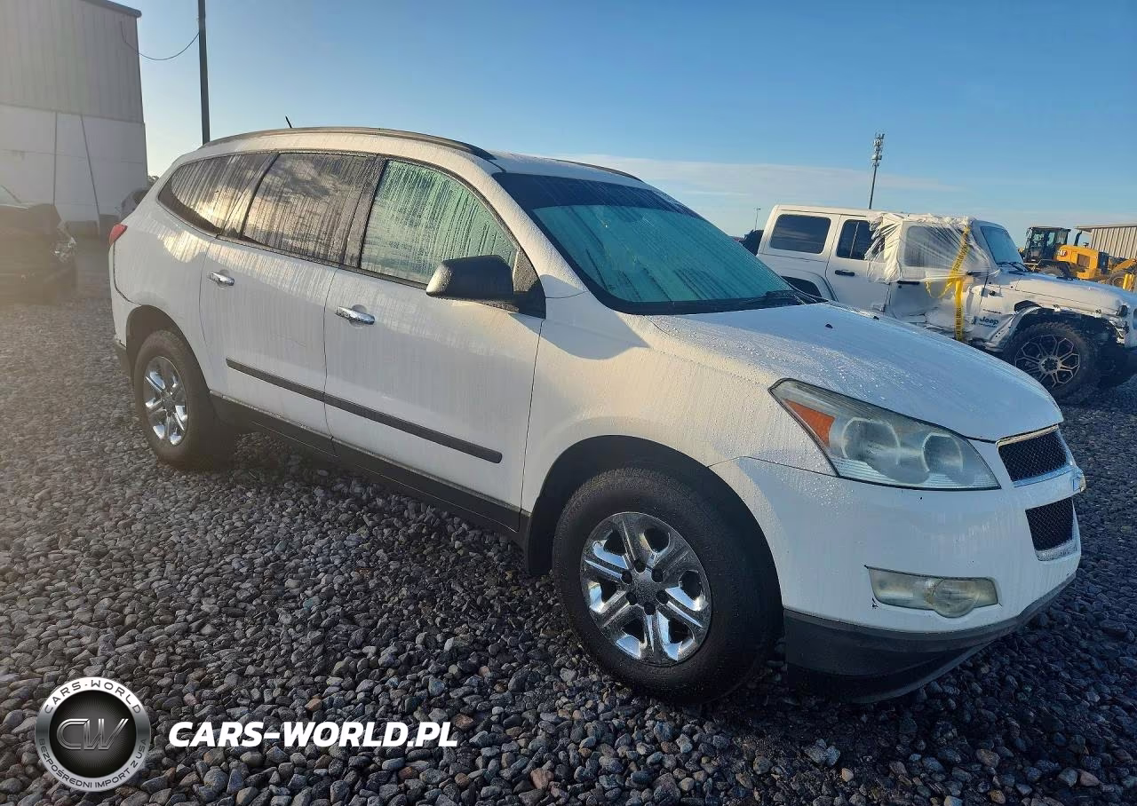 2012 Chevrolet Traverse Ls VIN:1GNKREED0CJ176088 - 4