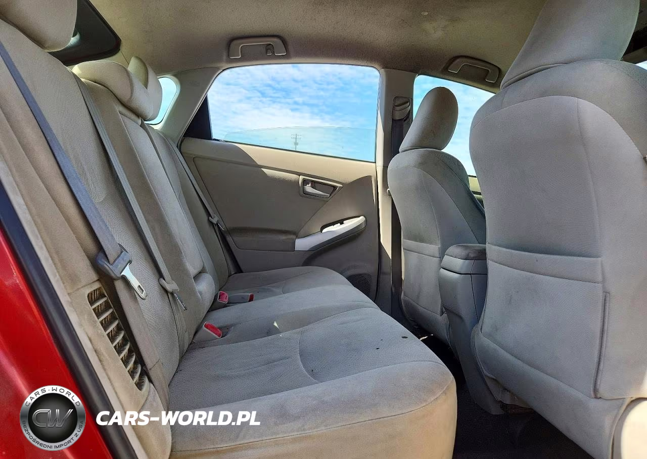 2012 Toyota Prius Three VIN:JTDKN3DU3C1536724 - 10
