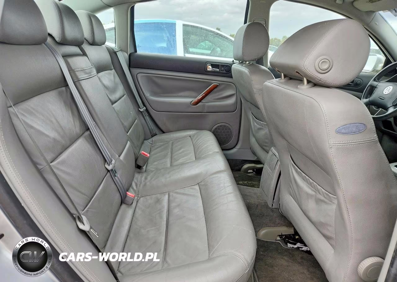 2003 Volkswagen Passat Glx VIN:WVWRH63B03P038324 - 10