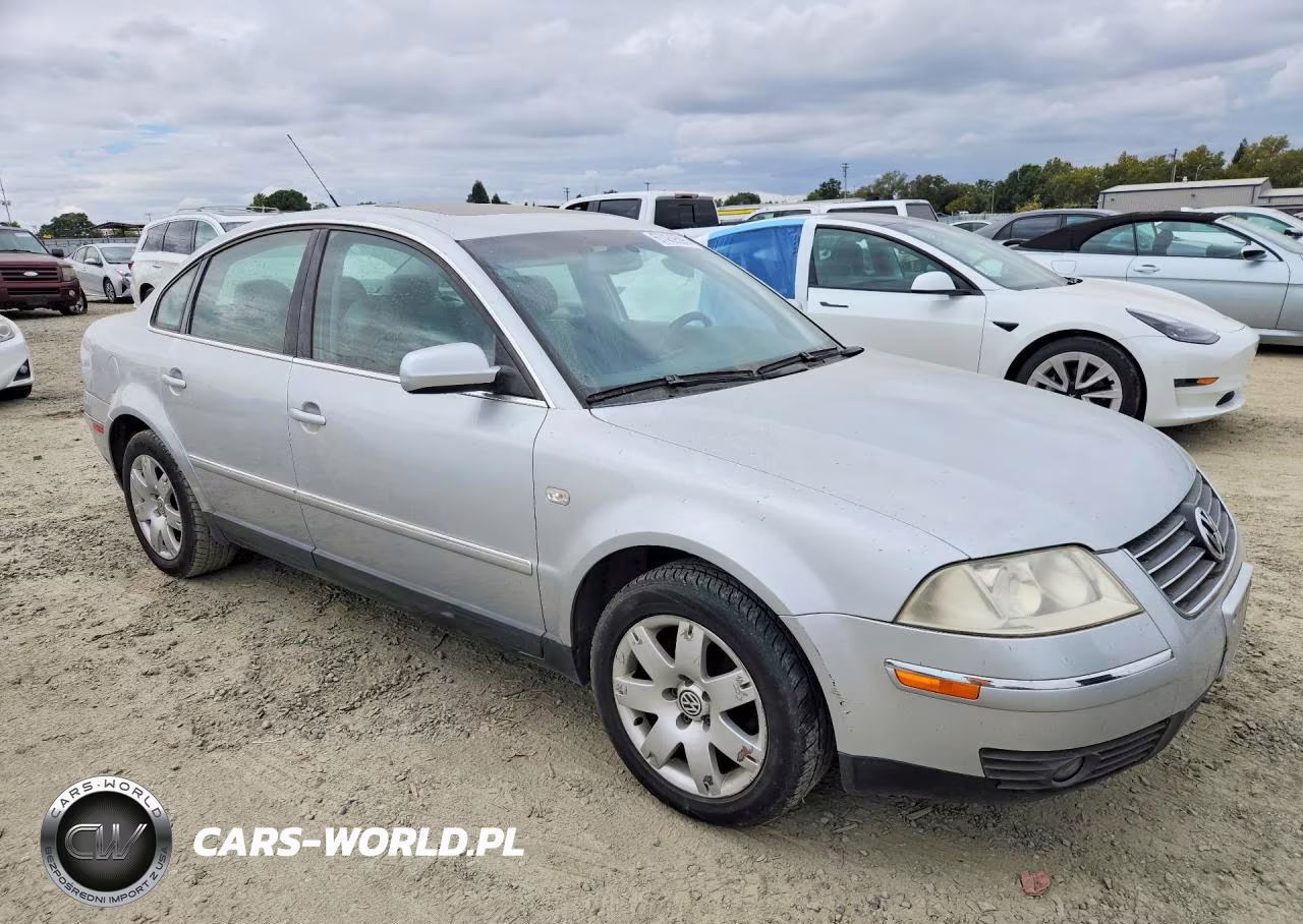 2003 Volkswagen Passat Glx VIN:WVWRH63B03P038324 - 4