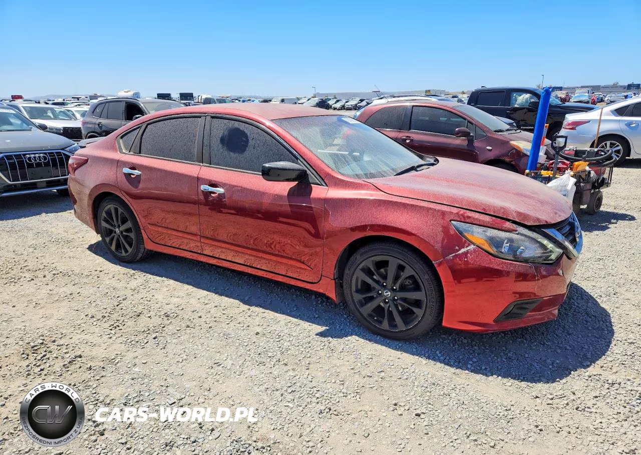 2017 Nissan Altima 2.5 Sr VIN:1N4AL3AP6HC207484 - 4